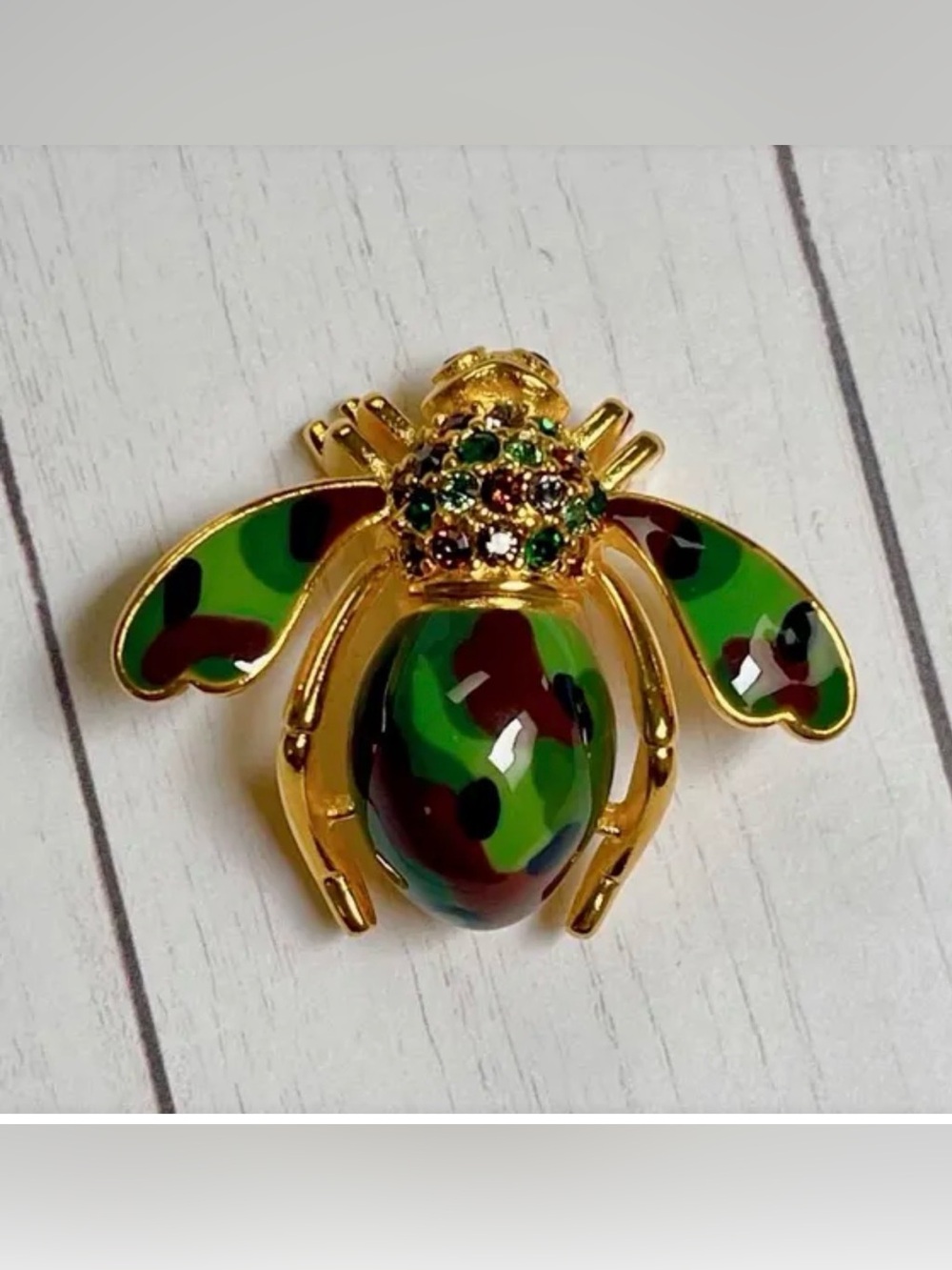 VINTAGE JOAN RIVERS CLASSICS ENAMEL CAMO SWAROVSKI CRYSTALS BEE BROOCH